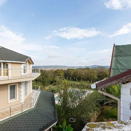 Moon فيلة جبز