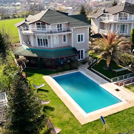 Moon Villa