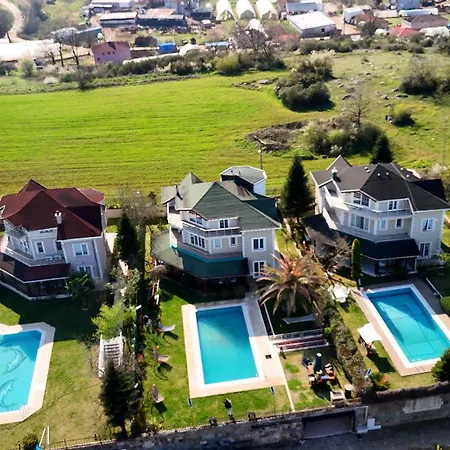 Moon Villa *
